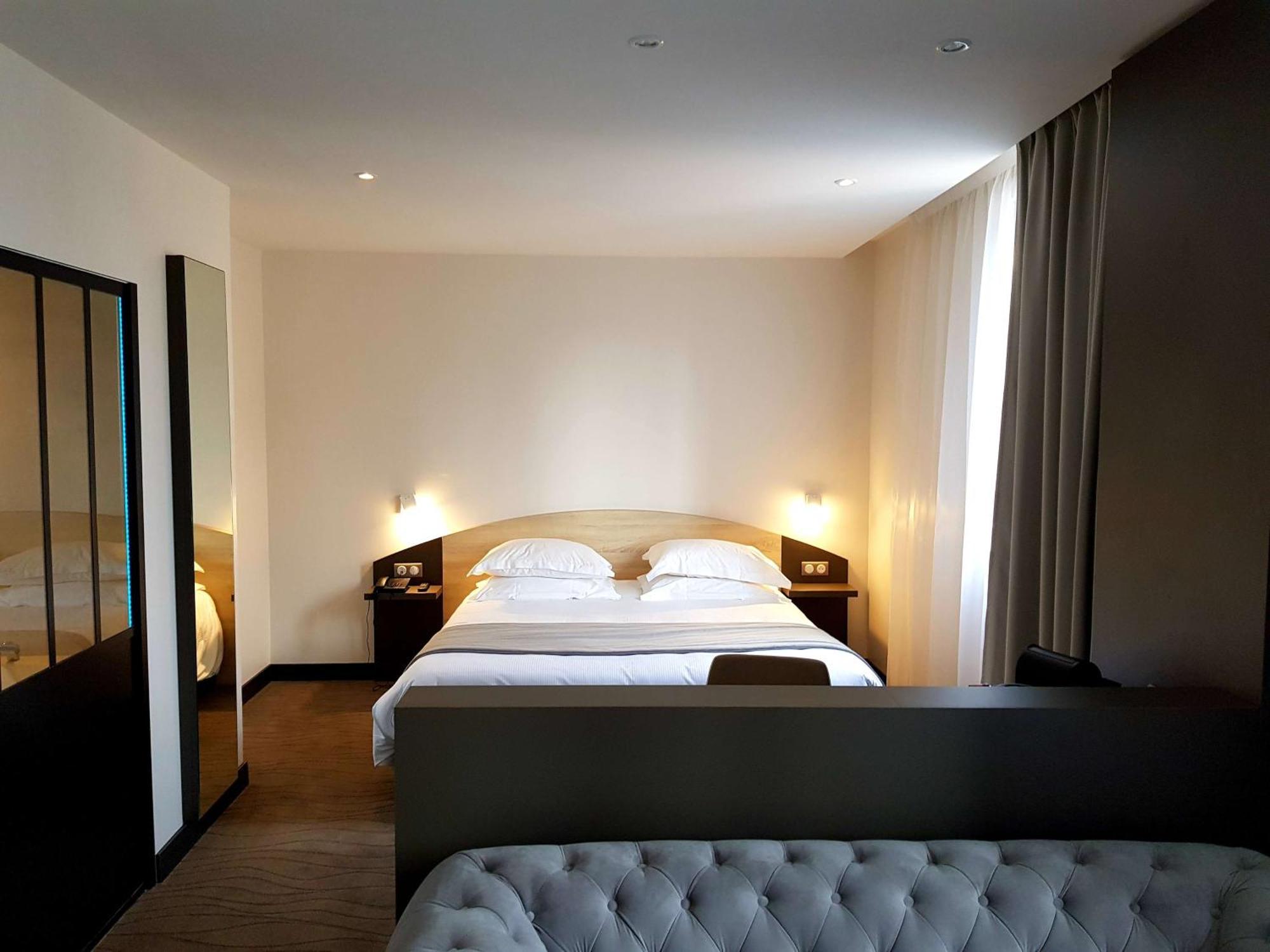 Brit Hotel De Grignan Vichy Luaran gambar