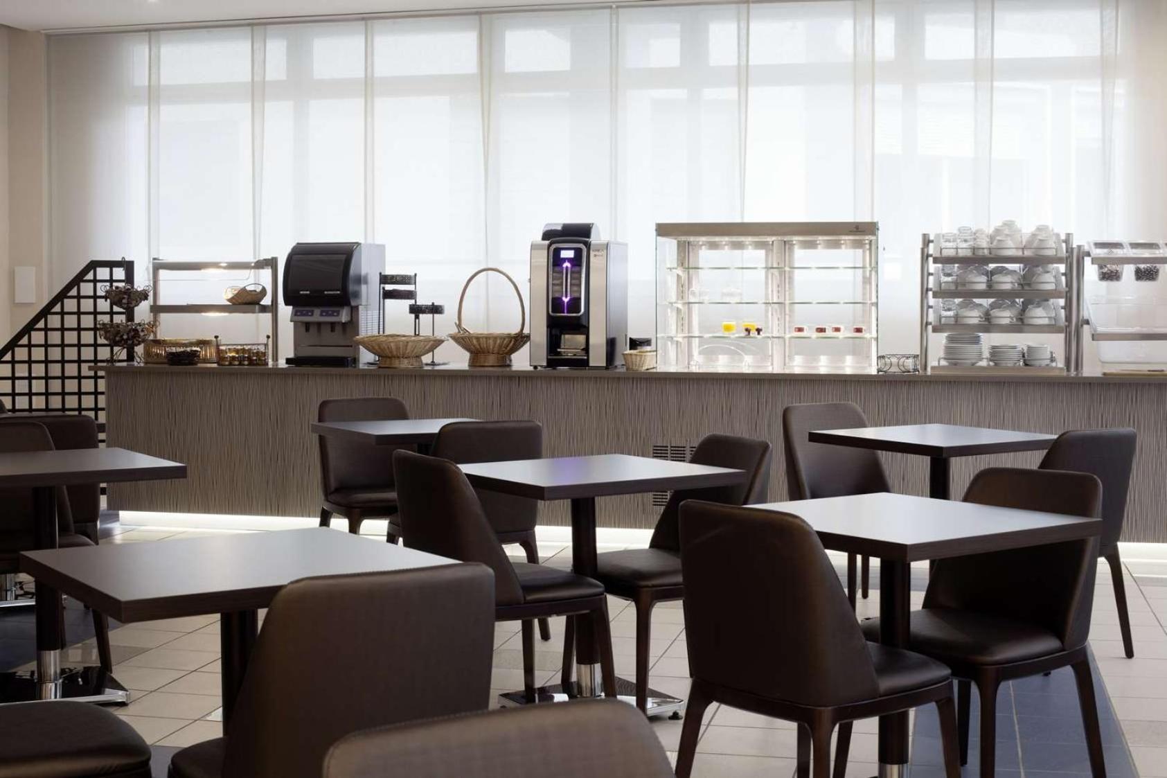Brit Hotel De Grignan Vichy Luaran gambar