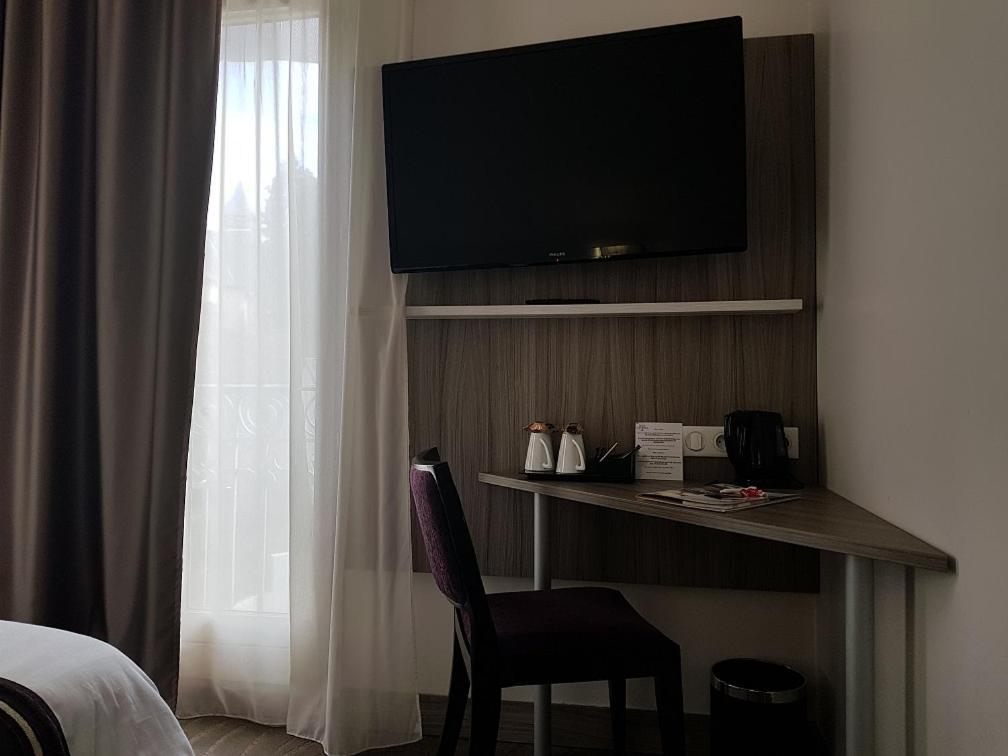 Brit Hotel De Grignan Vichy Luaran gambar