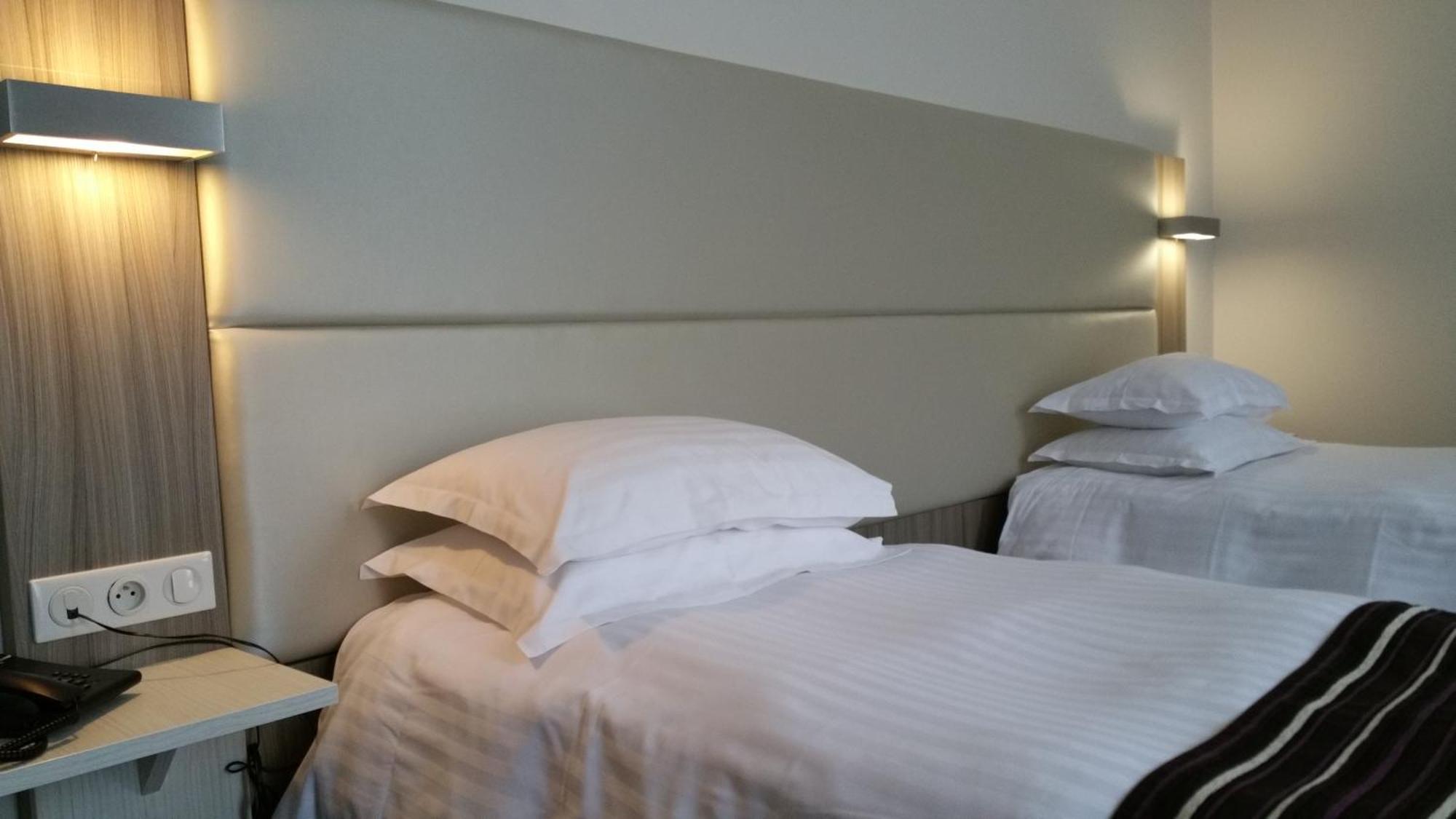 Brit Hotel De Grignan Vichy Luaran gambar
