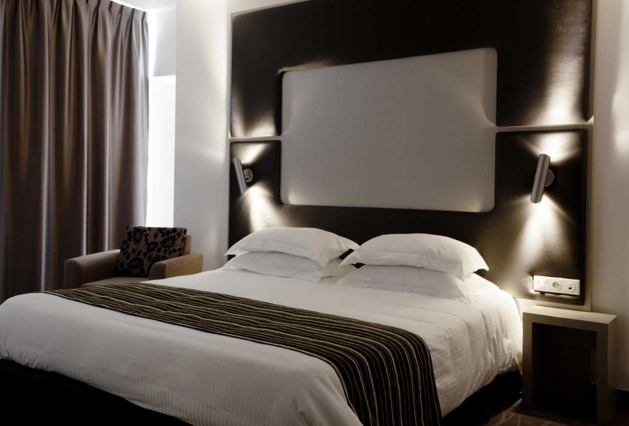 Brit Hotel De Grignan Vichy Luaran gambar