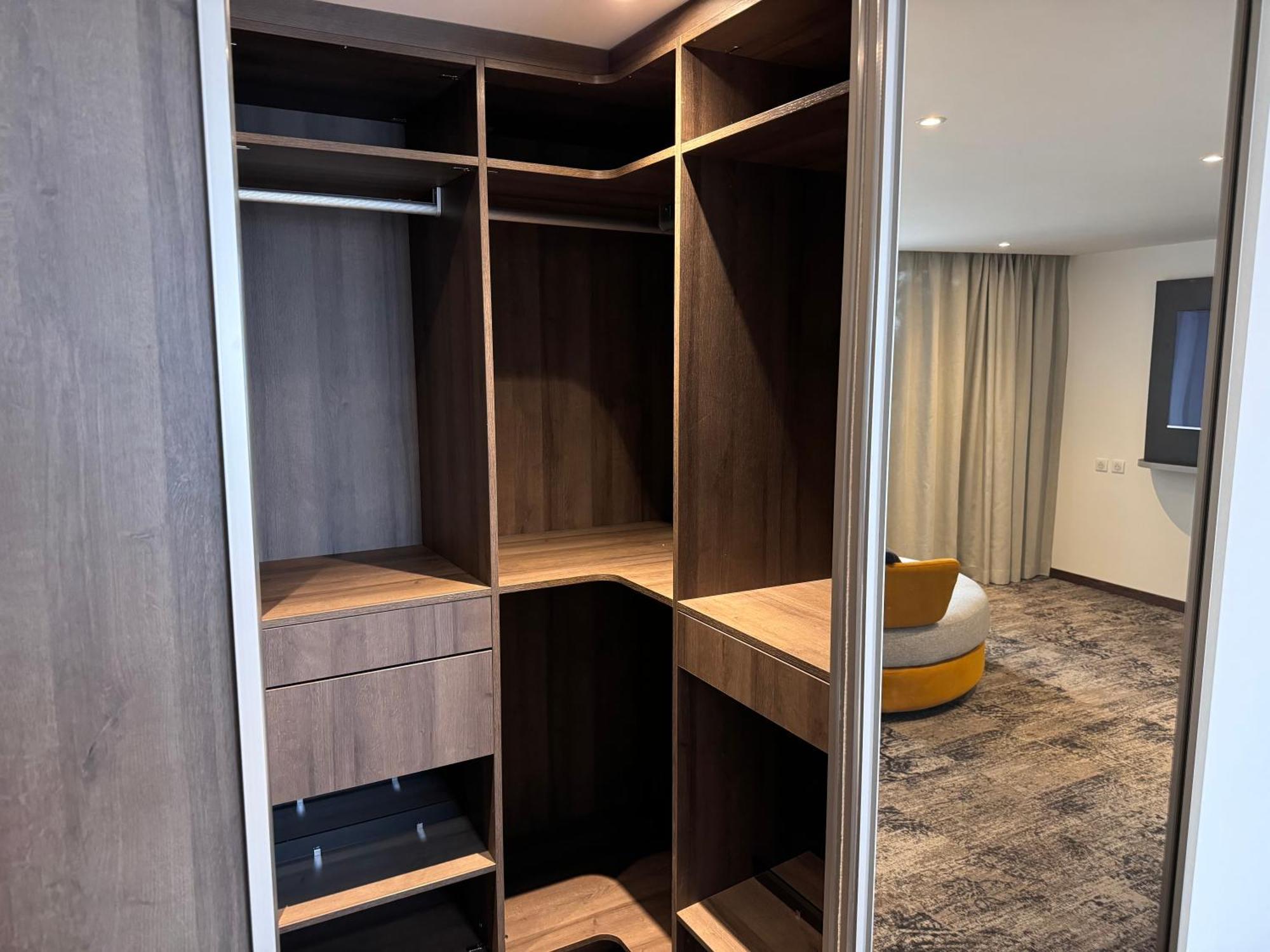 Brit Hotel De Grignan Vichy Luaran gambar