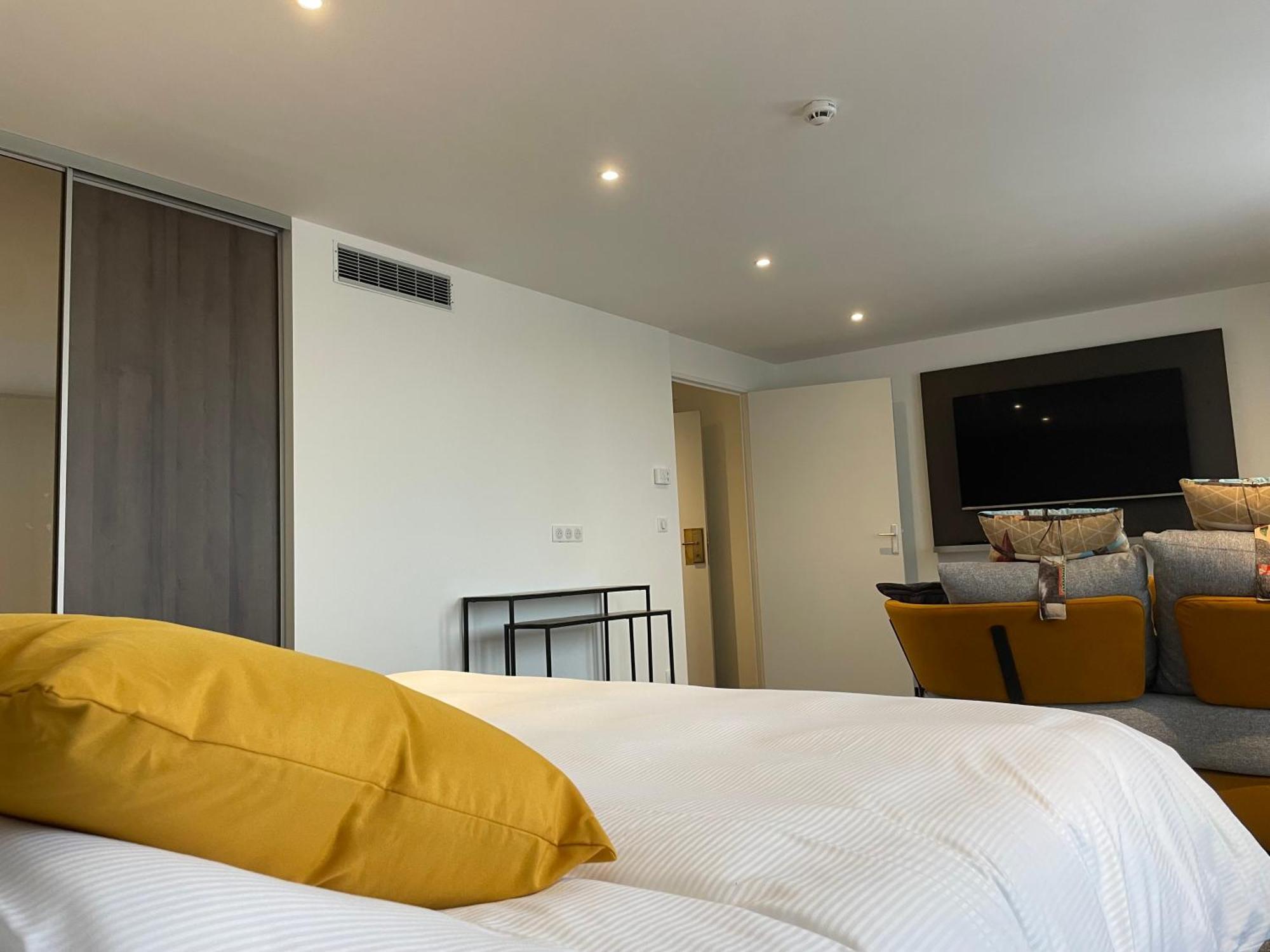Brit Hotel De Grignan Vichy Luaran gambar